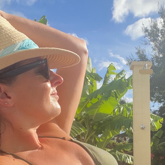 Meet your Posher, Joanna - Picture 1 of 1